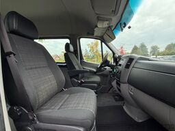 MERCEDES-BENZ Sprinter 214 Cdi BlueTec 9Sitze Schiebetür Klima