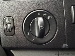 MERCEDES-BENZ Sprinter 213 Cdi BlueTec 9Sitze Schiebetür Klima
