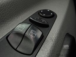 MERCEDES-BENZ Sprinter 213 Cdi BlueTec 9Sitze Schiebetür Klima