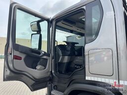 Scania P 280 B6x2*4NB DIFF-L FULL-AIR RETARDER TAIL LIFT