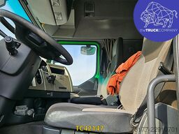 Renault 460 DXI
