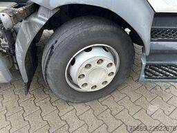 Renault D 250 / 12 Ton / 647 dkm / Full Air / BDF Box /...