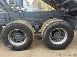 SCANIA P114-340 6X4 Tipper Spring/Spring Manual Gearbox