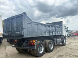 SCANIA P114-340 6X4 Tipper Spring/Spring Manual Gearbox