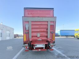 Kel-Berg Curtainsider / Planenauflieger / Gardin