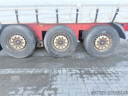 Kel-Berg Curtainsider / Planenauflieger / Gardin