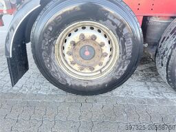 Kel-Berg Curtainsider / Planenauflieger / Gardin