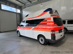 VW T5 Transporter*KRANKENWAGEN*KTW*TRAGE*LIEGE*RAMP
