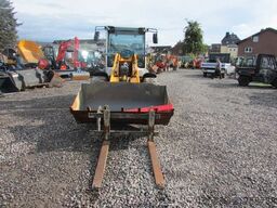 LIEBHERR L 506 Radlader 49.750 EUR