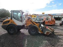 LIEBHERR L 506 Radlader 49.750 EUR