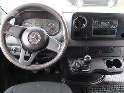 MERCEDES-BENZ Nr.223 Sprinter Pritsche 211CDI / AHK