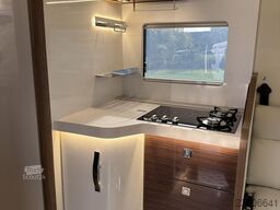 MOBILVETTA Krosser P86 7 Pakete Solar 4,4t Heavy Truma GE