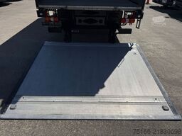 MERCEDES-BENZ ATEGO 818 L Kühlkoffer 5,2 m LBW 1 T*THERMO T+N