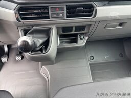 VW Crafter 35 2.0 TDI 120 KW Kasten MR/ND  AHK 3,5 t