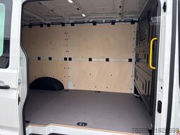 VW Crafter 35 2.0 TDI 120 KW Kasten MR/ND  AHK 3,5 t