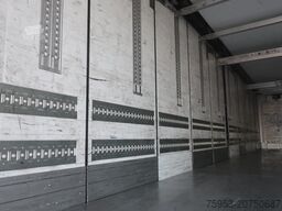 Schmitz Cargobull SKO 24 Faltwand Carrier Vector 1550 Doppelstock