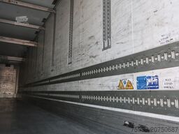 Schmitz Cargobull SKO 24 Faltwand Carrier Vector 1550 Doppelstock