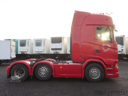 Scania S 500 Super 6x2/4 mit verstellbarer Sattelkupplung