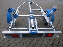 trailershop Boot Trailer Bootanhänger Neptun Navy 750kg sofort verfügbar nach Bestellung