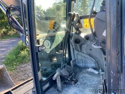 Eurocomach Es 85 Zt with 3 buckets