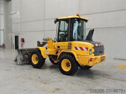 VOLVO L30G + Fork