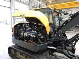 HYUNDAI HX85A
