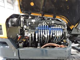 HYUNDAI HX85A