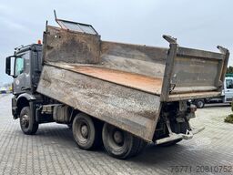 Mercedes-Benz AROCS 3345 6x6 WYWROTKA TRÓJSTRONNA Z BORDMATIKIEM