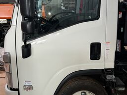 Isuzu NPR