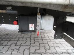 Schmitz Cargobull Curtainsider Mega Getränke