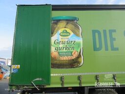 Schmitz Cargobull Curtainsider Standard Getränke