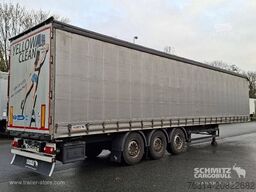 Schmitz Cargobull Curtainsider Standard Getränke