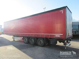 Schmitz Cargobull Curtainsider Coil Getränke