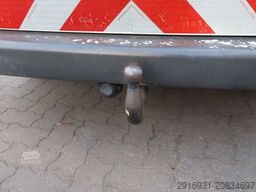 VOLKSWAGEN T5 Transporter Kasten/Klima/AHK/FN: 172