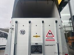 HUMBAUR Xanthos Aero 2 Pferdeanhänger 2,4t. ALU, EZ.25