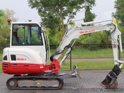 Takeuchi TB 235-2 | TILT COUPLER | 3X BUCKET | HAMMER / ...