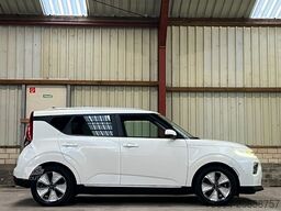 KIA Soul e-Soul DynamicLine 64 kWh LED Navi Kamera