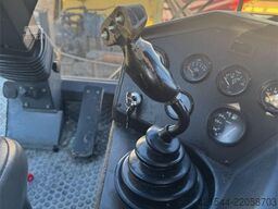 Prinoth T4S Snow Groomer