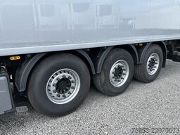 Knapen K100 92 m³ 10 mm Boden Wartungstür