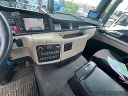 MAN TG-S 26.420 6x2 BL Abrollkipper Schub/Knickarm