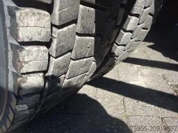 Volvo FL 240 220PK 12000 LITER STEELSPRINGS