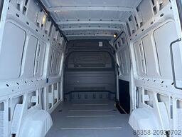 MERCEDES-BENZ Sprinter 315 CDI KA PRO L2H2 Navi AHK Standhzg.