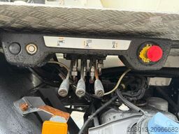 MERCEDES-BENZ Arocs 4143 8x4 Euro 6 PUMI CIFA MK32L 14,6m3