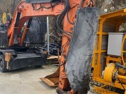 Hitachi ZX220W-7 wheel excavator