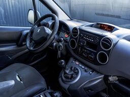 Peugeot Partner 1.6 HDi  | Trekhaak | Cruise | Airco