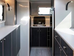 Wohnmobil Speedcaravan 400x200x194cm 2700kg zGG