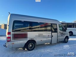 Mercedes-Benz Sprinter 515 minibus – 17 seats