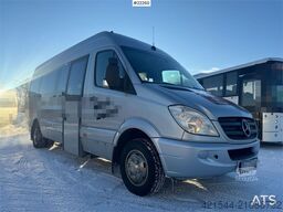 Mercedes-Benz Sprinter 515 minibus – 17 seats