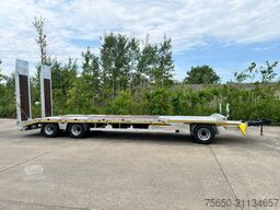 Möslein T 3-8,20 P VB H1  3 Achs Tieflader mit gerader Ladefläche 8,20 m, Neufahrzeug