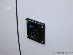 Citroen JUMPY   Carrier Xarios 200 Seitentür Tiefkühl